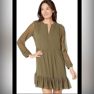 Vince Camuto Green Ruffled Tiered Midi Dress